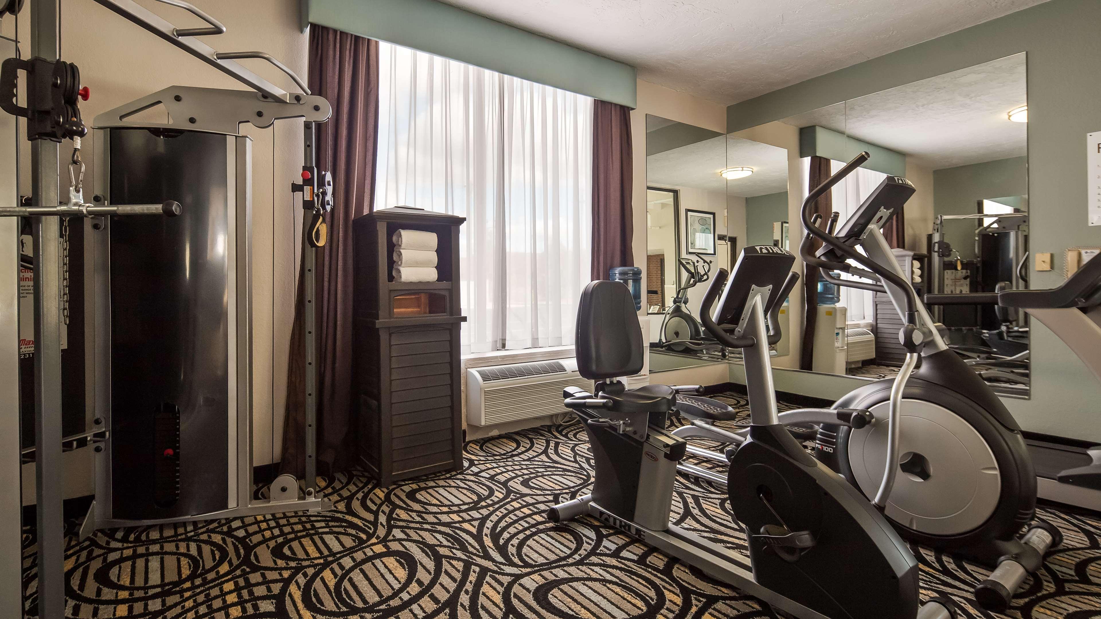 Best Western Lake Cumberland Inn Monticello Bagian luar foto